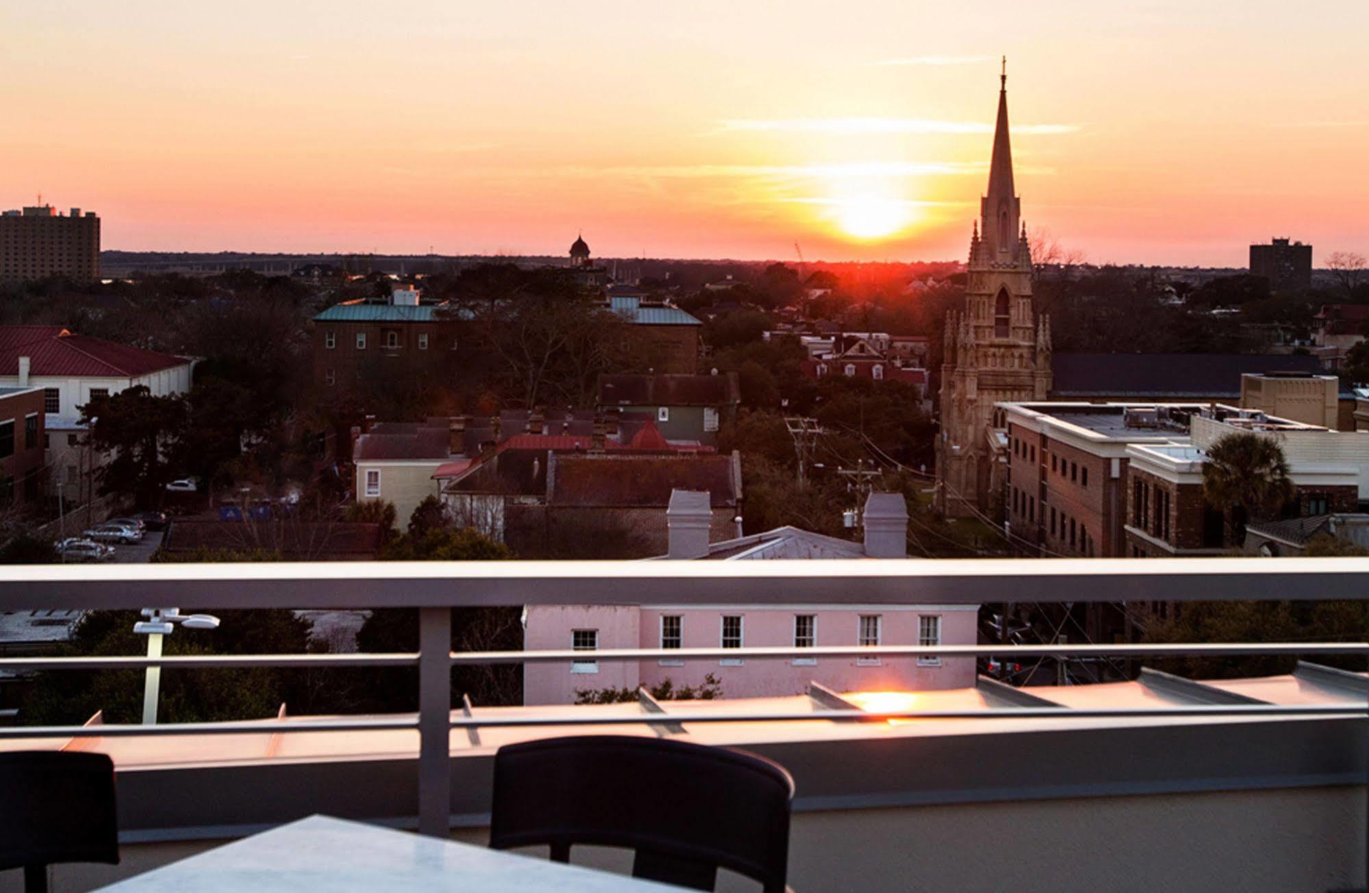 The Restoration Hotel Charleston Exterior photo